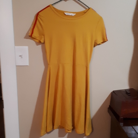 Bluenotes xs yellow dress